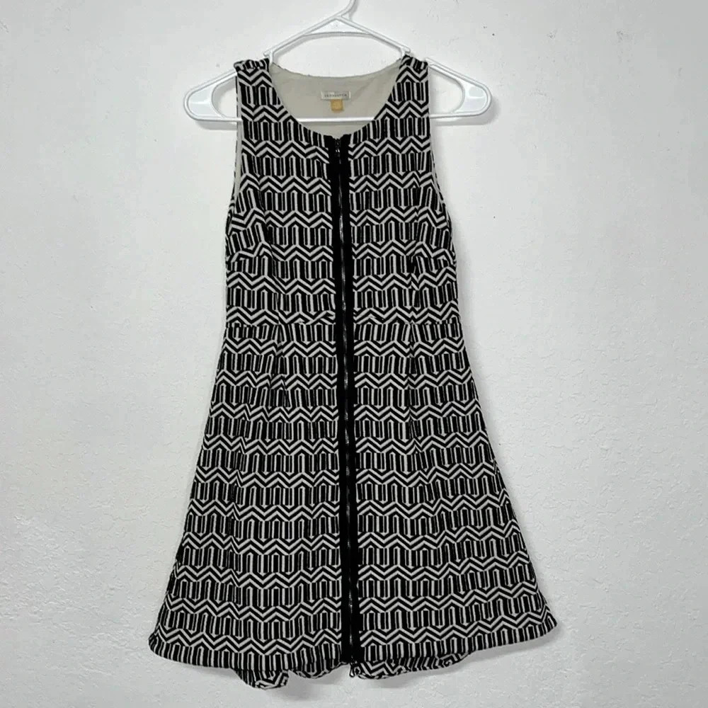 Anthropologie Leifsdottir dress size 4p pockets textured full zipper dress lined